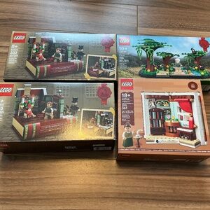 LOT OF FOUR COLLECTIBLE LEGO SETS